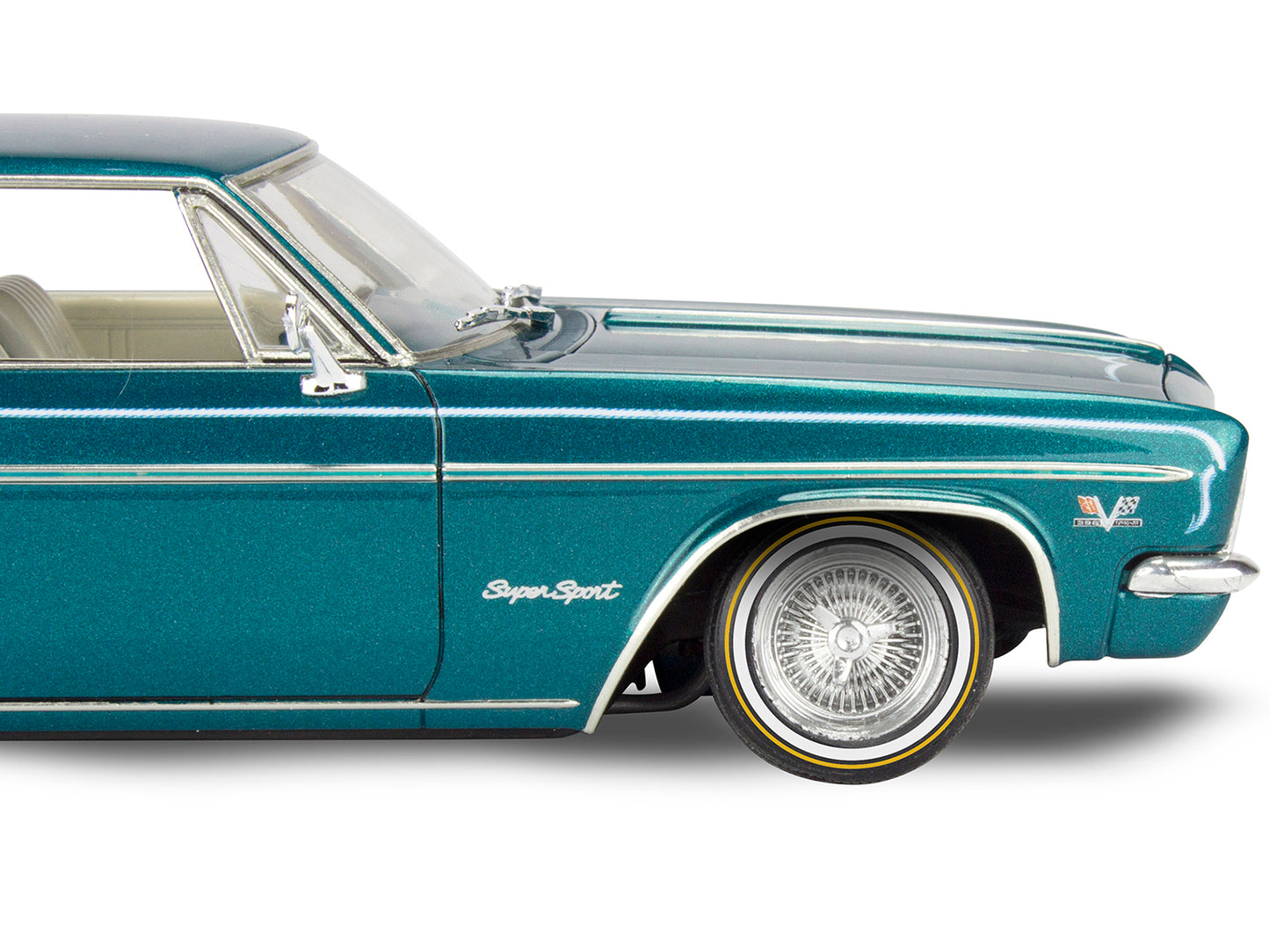 level 4 model kit 1966 chevrolet impala ss 396 2-in-1 kit 1/25 scale model