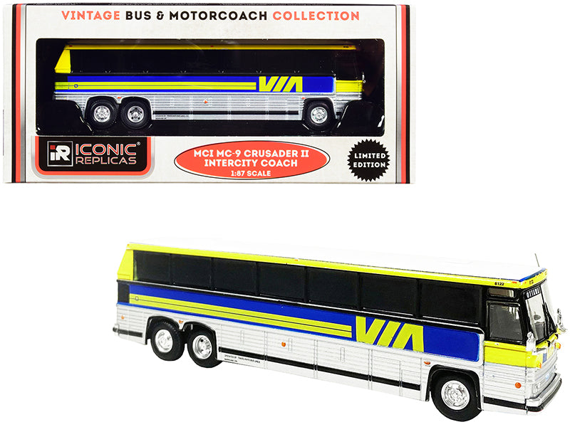 1980 mci mc-9 crusader ii intercity coach bus "via rail" (canada) yellow and silver with blue stripes "vintage bus & motorcoach collection" 1/87 (ho) diecast model