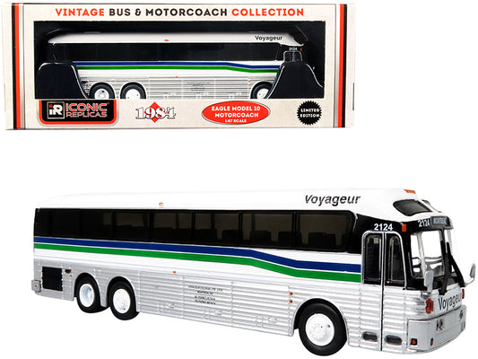 1984 eagle model 10 motorcoach bus "montreal" (canada) "voyageur" "vintage bus & motorcoach collection" 1/87 (ho) diecast model