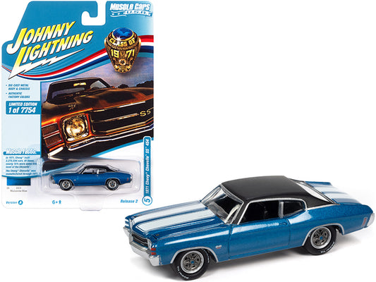 1971 chevrolet chevelle ss 454 mulsanne blue metallic with flat black top and white stripes "class of 1971" limited edition to 7754 pieces worldwide "muscle cars usa" series 1/64 diecast model car